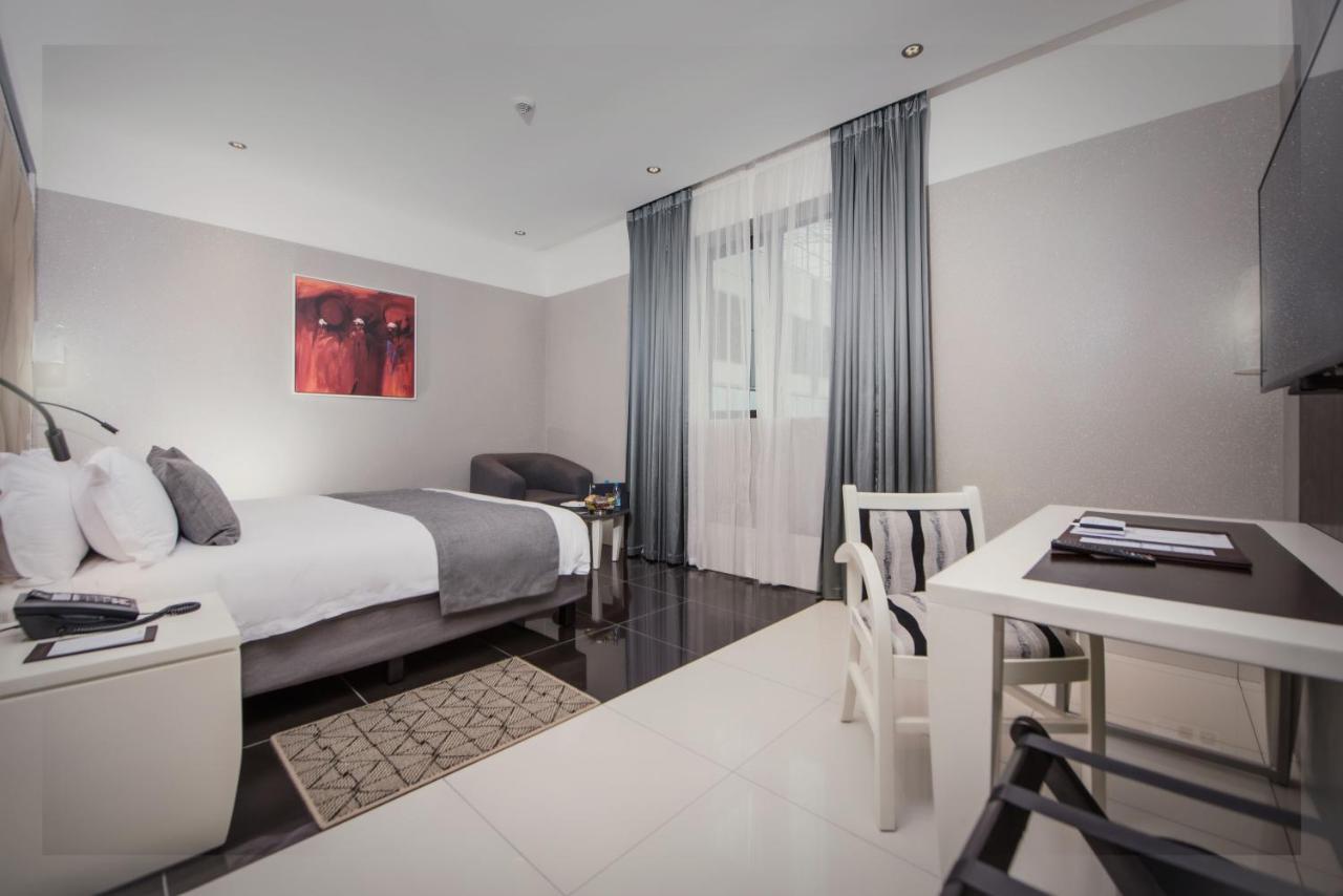 Krystal Palace Дуала Экстерьер фото